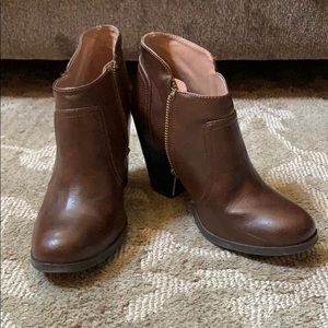 Merona Brown Booties 🍁🎃